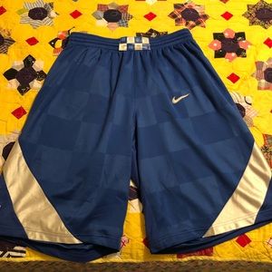 Men’s Kentucky Basketball Shorts.